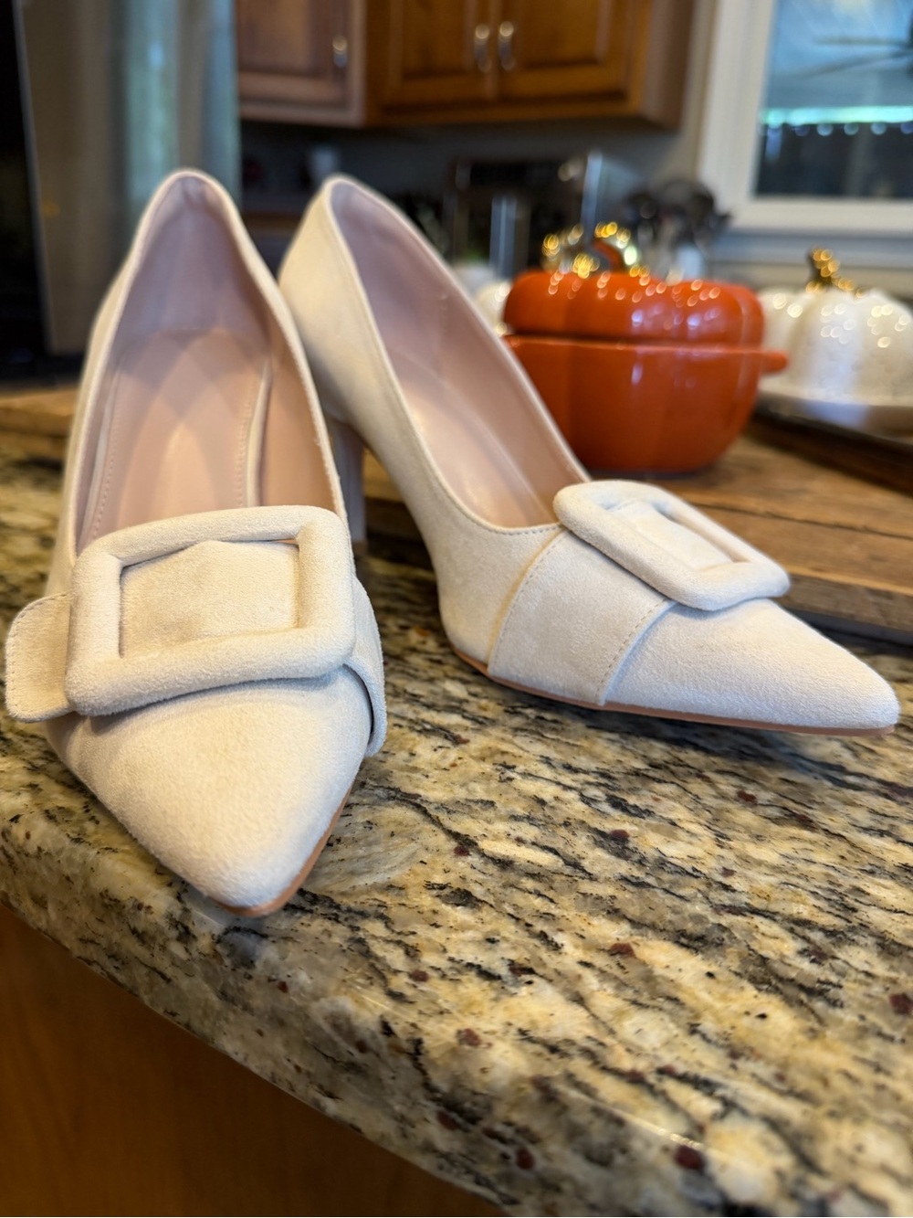 Blue Aura cream/bone colored pumps